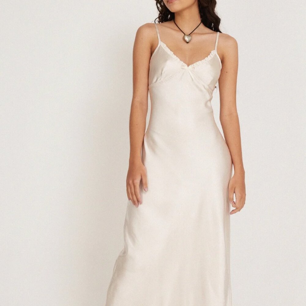 Motel Padil Satin Midi Dress